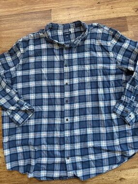croft & barrow Navy and White Plaid Long-Sleeve Button-Down Shirt